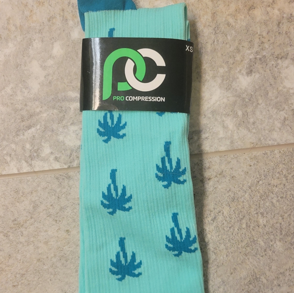 Pro Compression Athletic/ Running Socks Size Xs - image 2